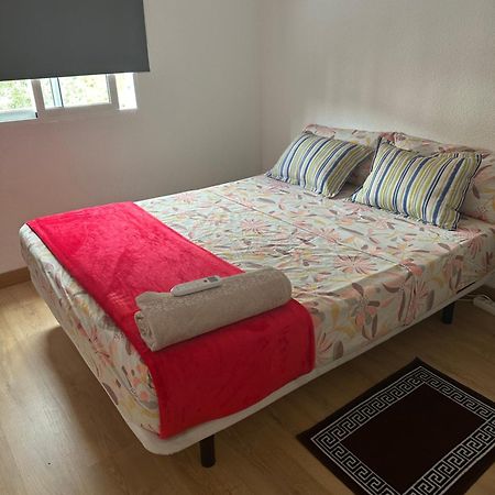 El Gengo Hostel Madryt Zewnętrze zdjęcie