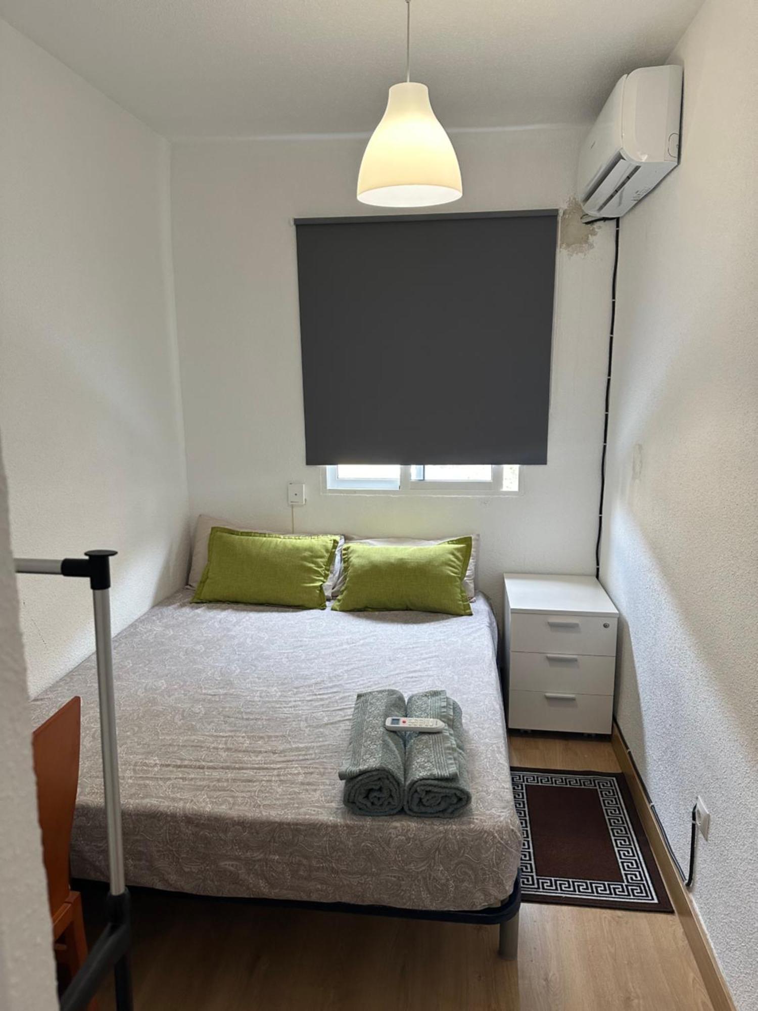 El Gengo Hostel Madryt Zewnętrze zdjęcie
